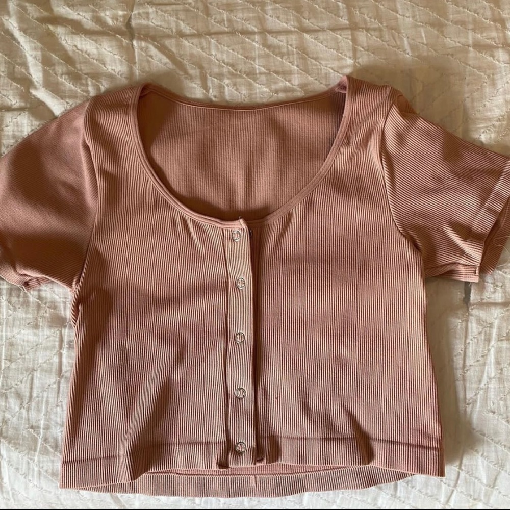 Pink button crop top